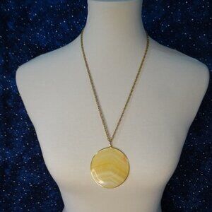 Vintage Yellow Slice Agate Etched Aztec Sun God Pendant 24" Gold tone Necklace